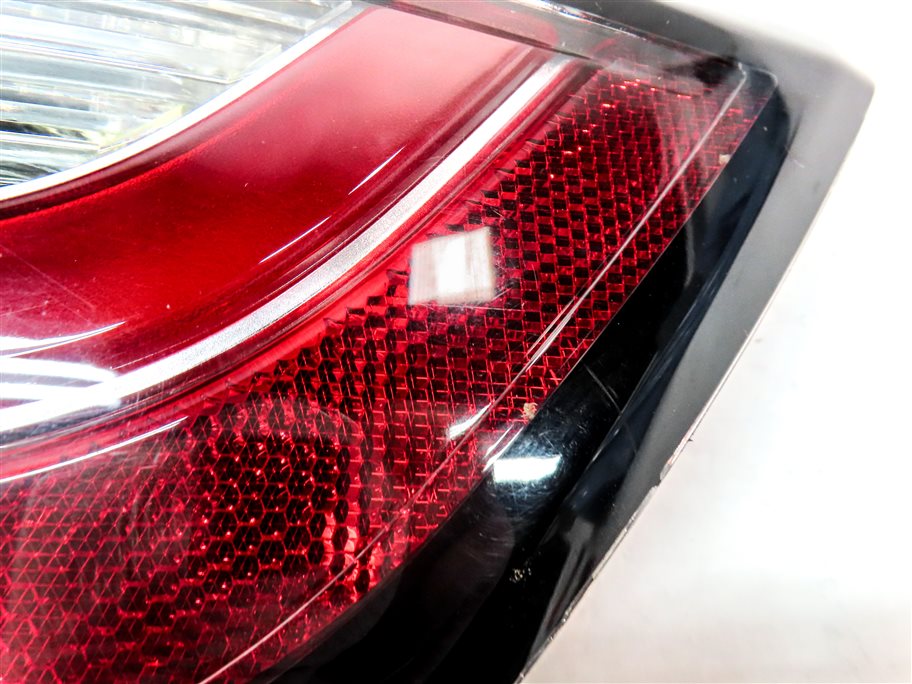 Thumbnail 8: 15-19 LAND ROVER DISCOVERY SPORT (L550) RIGHT REAR TAILLIGHT BRAKE LIGHT LAMP
