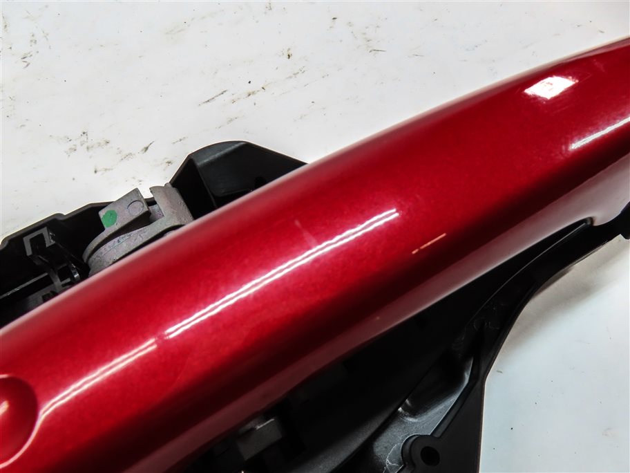Thumbnail 8: 15-19 ROVER DISCOVERY SPORT (L550) LEFT FRONT PASSIVE DOOR HANDLE (Red)