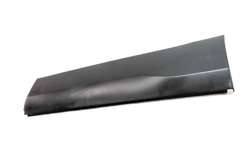 Thumbnail 2: 15-19 ROVER DISCOVERY SPORT L550 REAR LEFT EXTERIOR LOWER DOOR MOULDING