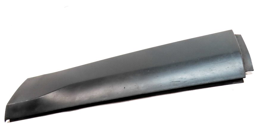 Thumbnail 3: 2015-2019 LAND ROVER DISCOVER SPORT (L550) REAR RIGHT LOWER DOOR MOULDING TRIM