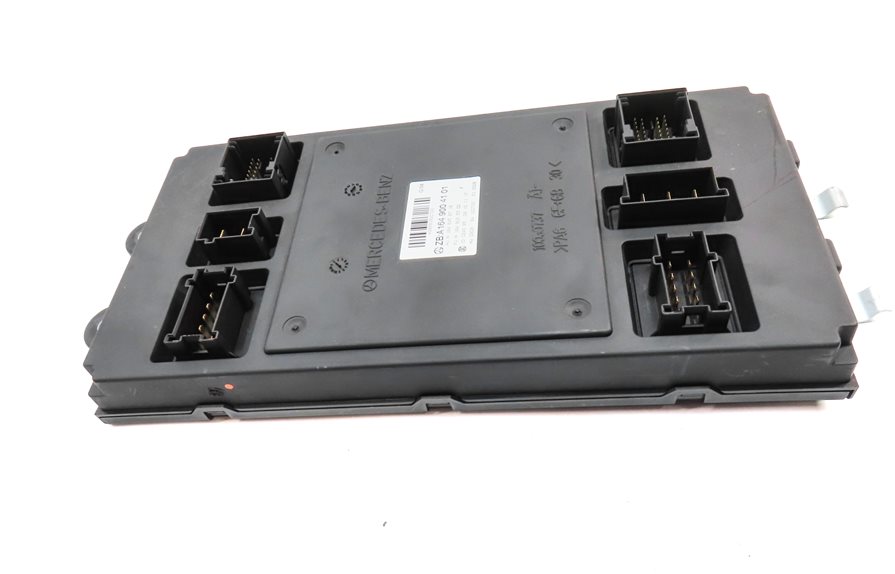 Thumbnail 4: 2010-2013 MB GL320 GL450 GL550 R350 (X164 W251) FRONT SIGNAL ACTIVATION MODULE