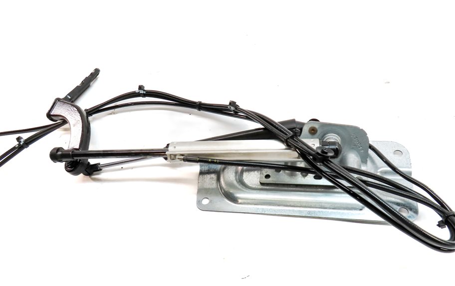 Thumbnail 6: 10-12 GL450 GL550 W164 X164 REAR TRUNK HATCH LIFT ASSIST MOTOR ASSEMBLY