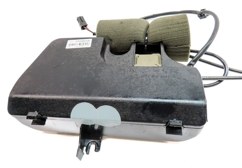Thumbnail 8: 10-12 GL450 GL550 W164 X164 REAR TRUNK HATCH LIFT ASSIST MOTOR ASSEMBLY