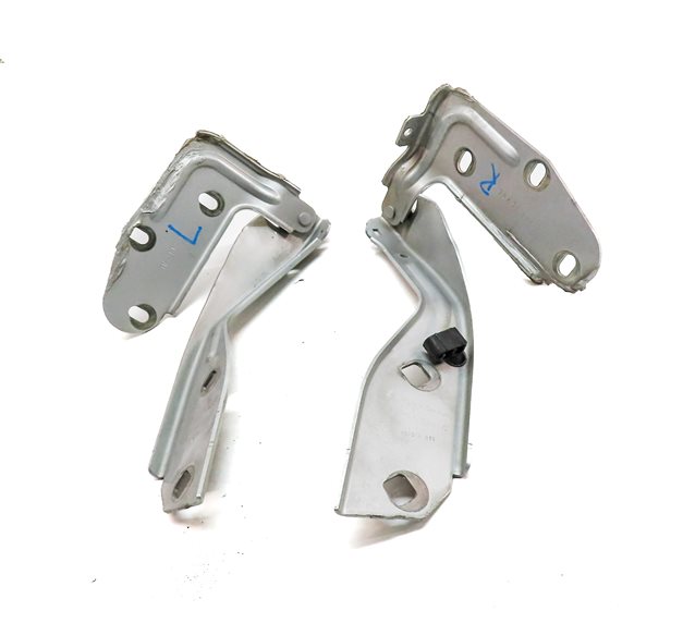 Thumbnail 2: 11-14 PORSCHE CAYENNE (958) FRONT LEFT & RIGHT HOOD HINGE SET/2(Silver)