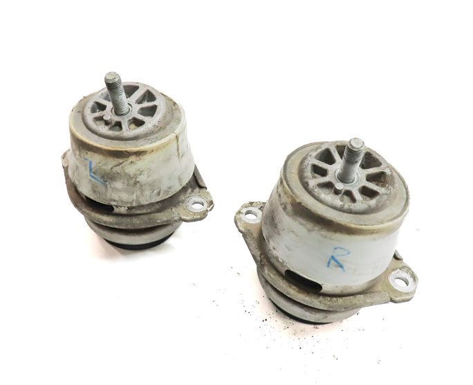 2012 PORSCHE CAYENNE (958) 3.6L VR6 ENGINE MOTOR SUPPORT MOUNT SET/2