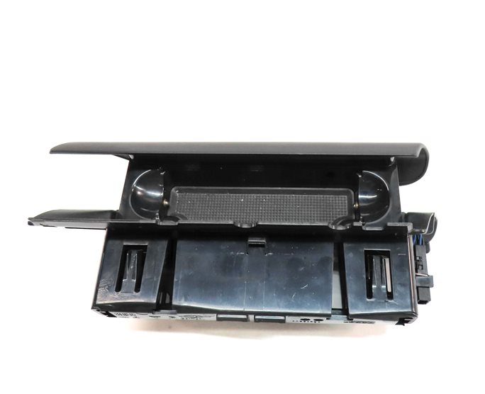 Thumbnail 5: 2012 PORSCHE CAYENNE (958) REAR LEFT DOOR STORAGE COMPARTMENT CUBBY (BLACK)