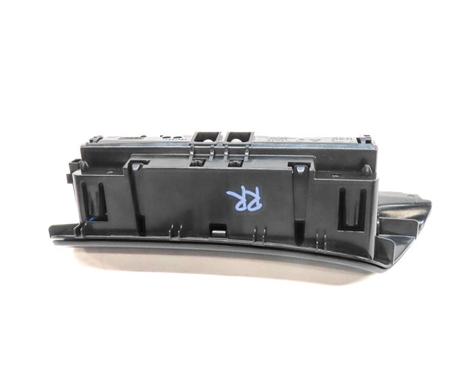 Thumbnail 4: 2012 PORSCHE CAYENNE (958) REAR RIGHT DOOR STORAGE COMPARTMENT CUBBY (BLACK)
