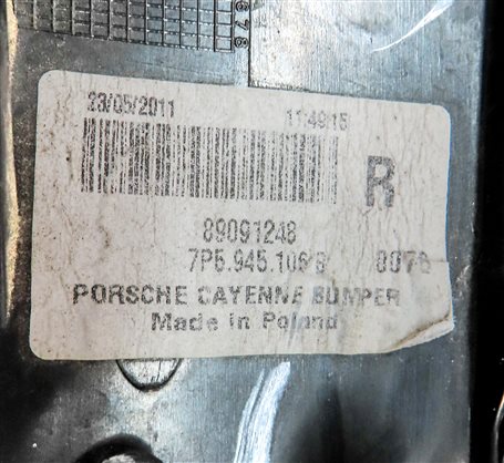 Thumbnail 6: 2012 PORSCHE CAYENNE (958) REAR RIGHT PASSENGER LOWER BUMPER REFLECTOR