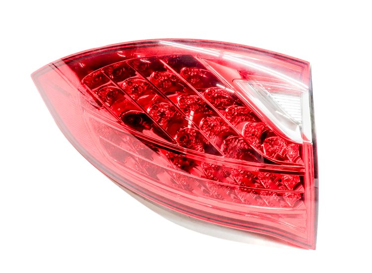 2011-2014 PORSCHE CAYENNE (958) LEFT DRIVER OUTER TAILLIGHT BRAKE LIGHT LAMP