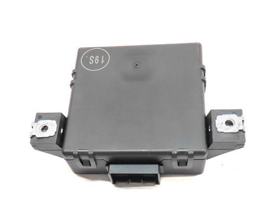 Thumbnail 4: 2012 PORSCHE CAYENNE (958) 3.6L VR6 ENGINE GATEWAY CONTROL MODULE
