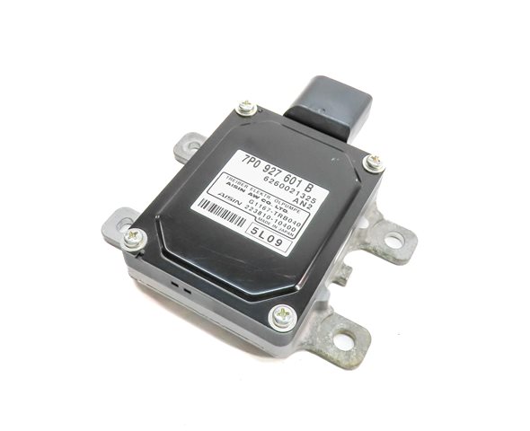 2012 PORSCHE CAYENNE (958) 3.6L VR6 ENGINE HYDRAULIC OIL PUMP CONTROL MODULE