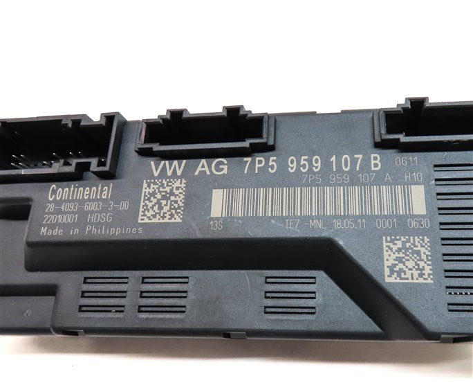 Thumbnail 5: 2012 PORSCHE CAYENNE (958) REAR TRUNK LIFTGATE HATCH LID CONTROL MODULE