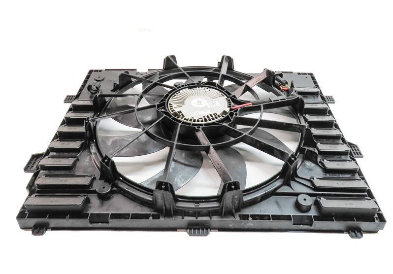 Thumbnail 6: 2011-2018 PORSCHE CAYENNE (958) 3.6L ENGINE RADIATOR COOLING FAN ASSEMBLY