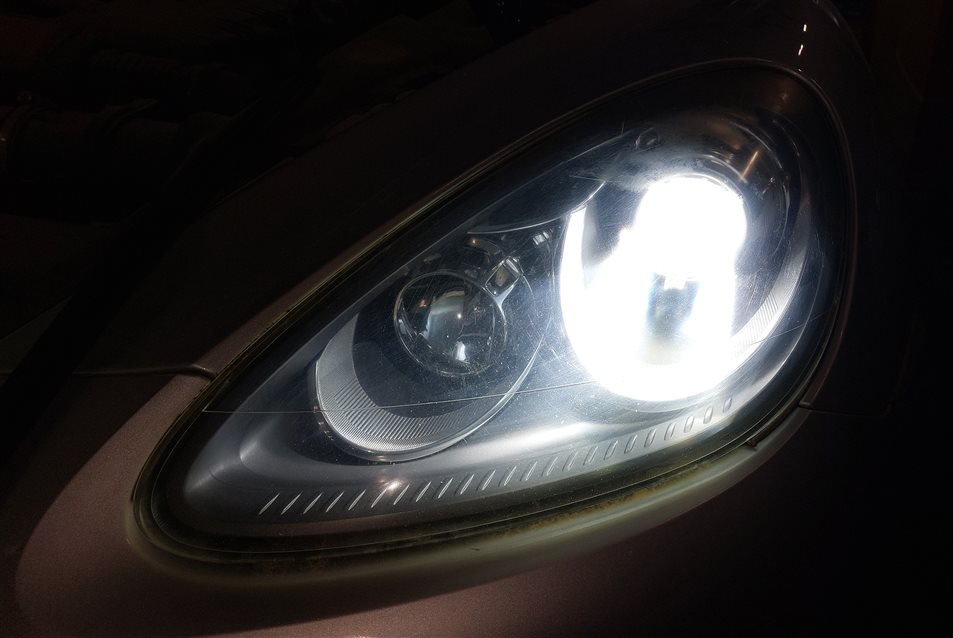 Thumbnail 2: 2011-2014 PORSCHE CAYENNE (958) LEFT FRONT DRIVER HALOGEN HEADLIGHT LIGHT LAMP
