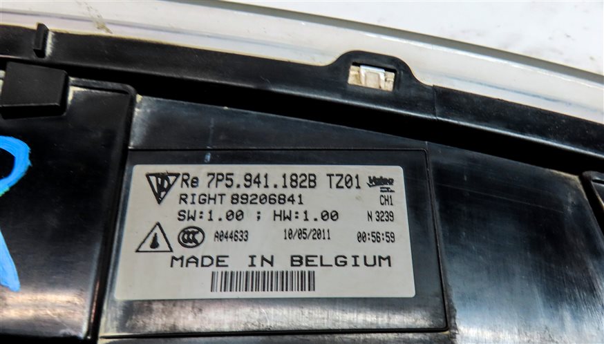 Thumbnail 8: 2012 PORSCHE CAYENNE (958) FRONT RIGHT PASSENGER MARKER TURN LIGHT SIGNAL LAMP