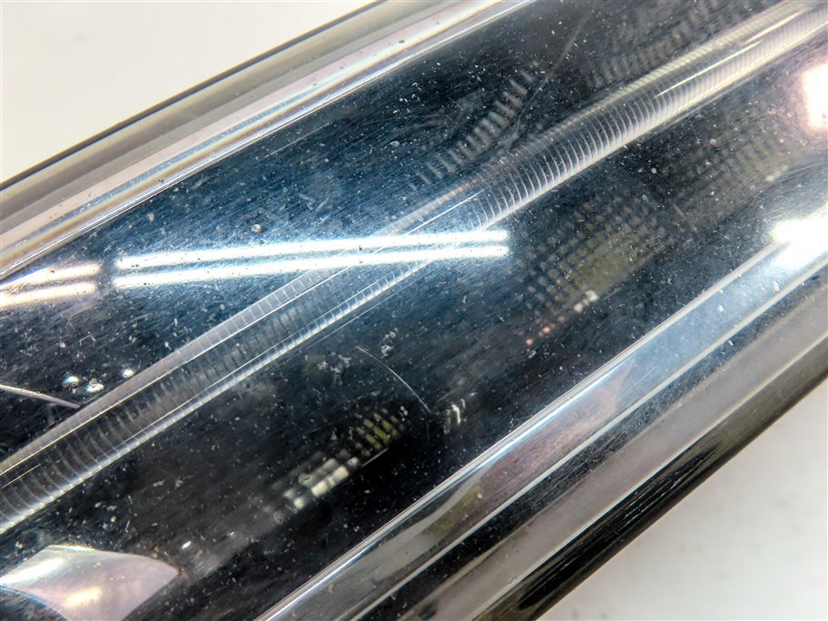 Thumbnail 9: 2012 PORSCHE CAYENNE (958) FRONT RIGHT PASSENGER MARKER TURN LIGHT SIGNAL LAMP
