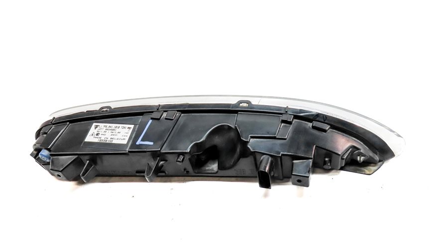 Thumbnail 5: 2012 PORSCHE CAYENNE (958) FRONT LEFT DRIVER MARKER TURN LIGHT SIGNAL LAMP