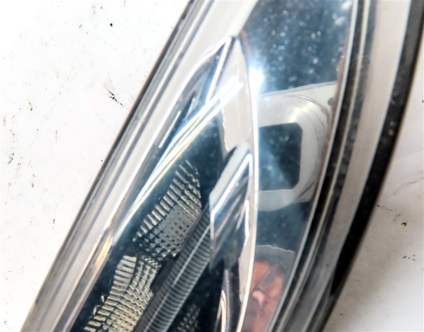 Thumbnail 8: 2012 PORSCHE CAYENNE (958) FRONT LEFT DRIVER MARKER TURN LIGHT SIGNAL LAMP