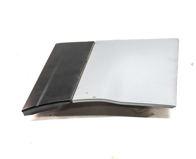 Thumbnail 3: 2012 PORSCHE CAYENNE (958) FRONT LEFT DRIVER LOWER FENDER TRIM MOULDING (Silver)