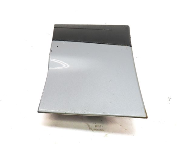 Thumbnail 4: 2012 PORSCHE CAYENNE (958) FRONT LEFT DRIVER LOWER FENDER TRIM MOULDING (Silver)