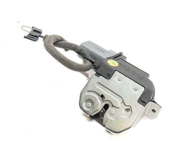 2011 PORSCHE CAYENNE (958) REAR LIFTGATE HATCH LID LOCK LATCH ACTUATOR