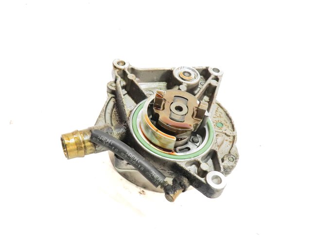 2011 PORSCHE CAYENNE (958) 4.8L (M48.02) NON - TURBO ENGINE BRAKE VACUUM PUMP