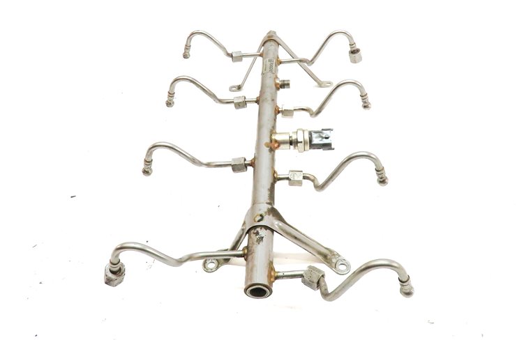 Thumbnail 3: 11 PORSCHE CAYENNE 958 4.8L M48.02 NON TURBO ENGINE FUEL INJECTOR RAIL w/ LINES