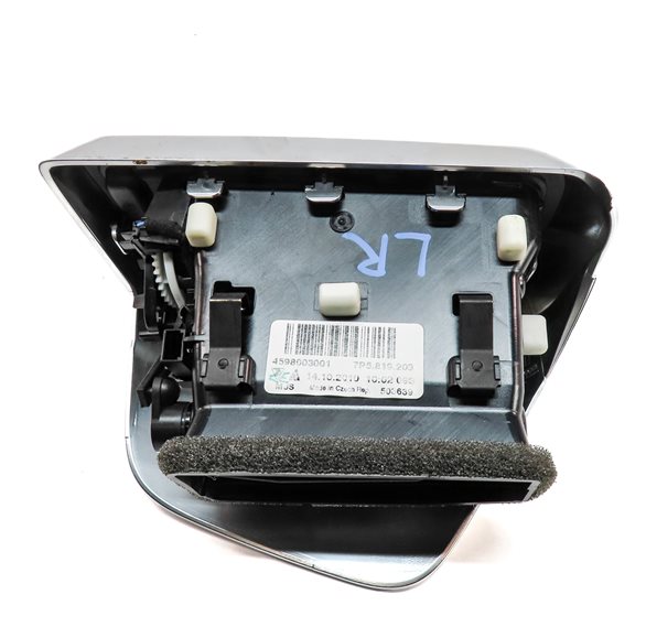 Thumbnail 5: 2011 PORSCHE CAYENNE (958) REAR LEFT CENTER CONSOLE HEAT AIR AC HVAC VENT