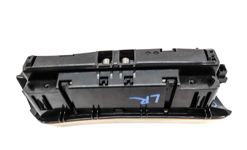 Thumbnail 5: 11 PORSCHE CAYENNE (958) REAR LEFT INTERIOR DOOR STORAGE CUBBY COMPARTMENT BEIGE