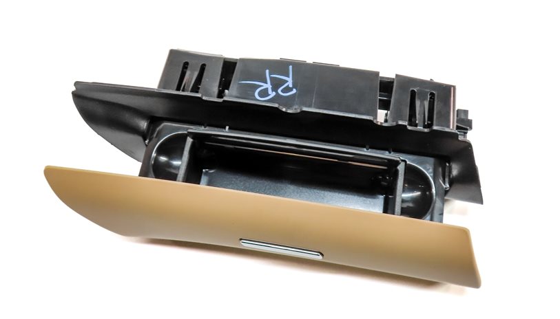 Thumbnail 6: 11 PORSCHE CAYENNE 958 REAR RIGHT INTERIOR DOOR STORAGE CUBBY COMPARTMENT BEIGE