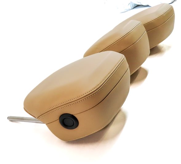 Thumbnail 7: 11-18 PORSCHE CAYENNE (958) REAR LEFT RIGHT & CENTER SEAT HEADREST SET/3 (Beige)