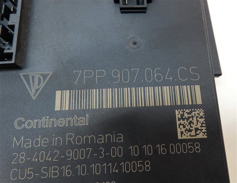 Thumbnail 8: 11-14 PORSCHE CAYENNE (958) 4.8L NON-TURBO ENGINE ECM IMMOBILIZER MODULE KEY SET
