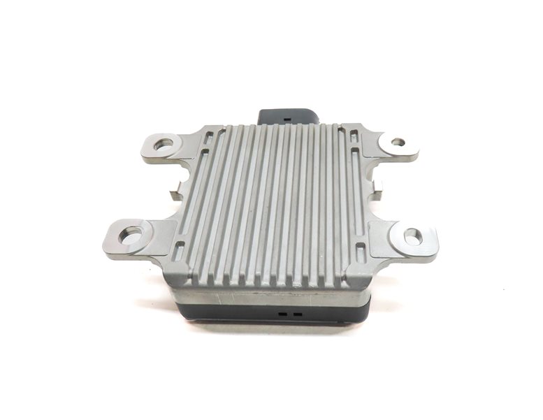 Thumbnail 3: 2011 PORSCHE CAYENNE (958) 4.8L M48.02 NON TURBO ENGINE OIL PUMP CONTROL MODULE