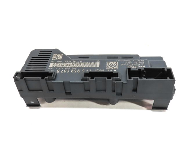 Thumbnail 3: 2011 PORSCHE CAYENNE (958) REAR TRUNK LIFTGATE HATCH LID CONTROL MODULE