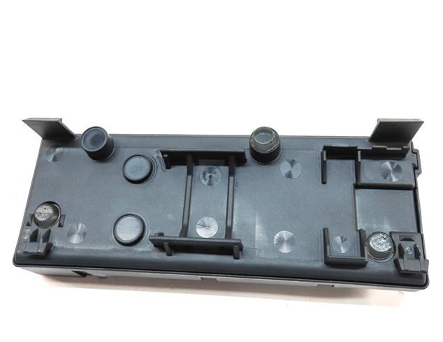 Thumbnail 4: 2011 PORSCHE CAYENNE (958) REAR TRUNK LIFTGATE HATCH LID CONTROL MODULE