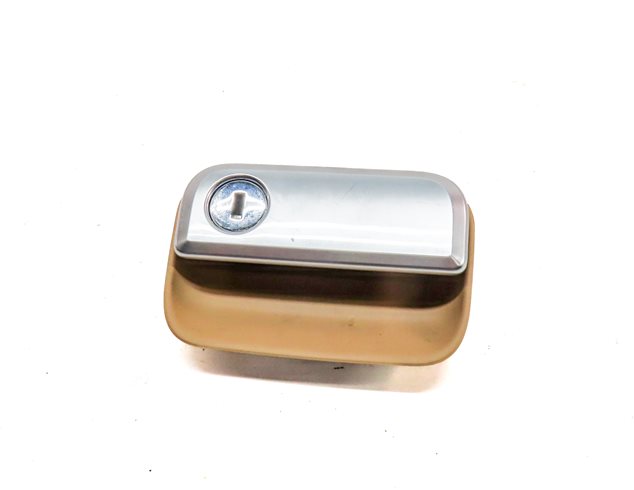 Thumbnail 2: 2011 PORSCHE CAYENNE (958) RIGHT DASH GLOVEBOX DOOR RELEASE HANDLE LATCH