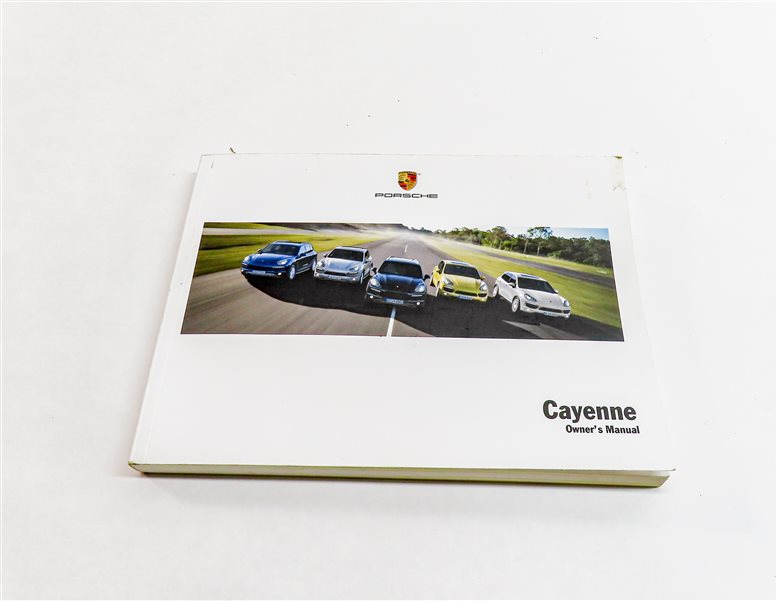 Thumbnail 9: 2011 PORSCHE CAYENNE (958) 4.8L M48.02 NON TURBO ENGINE OWNERS MANUAL SET w/CASE