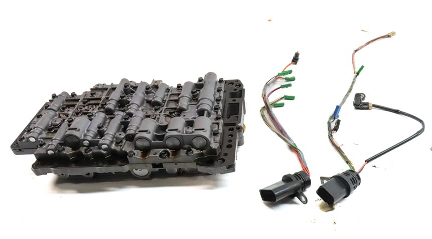 Thumbnail 2: 2011-2018 PORSCHE CAYENNE (958) A/T AUTO AUTOMATIC TRANSMISSION VALVE BODY