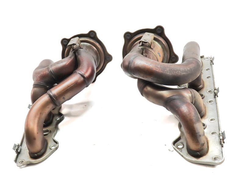 Thumbnail 2: 2008-2014 PORSCHE CAYENNE (958) 4.8L V8 *NON TURBO* ENGINE EXHAUST MANIFOLD SET