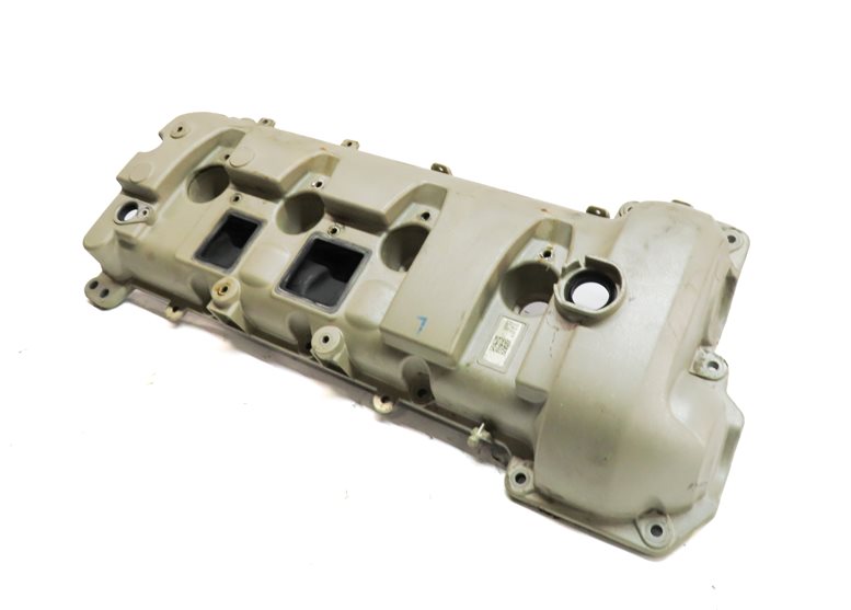 2010-2018 PORSCHE CAYENNE PANAMERA (958 970 G1) 4.8L V8 ENGINE LEFT VALVE COVER