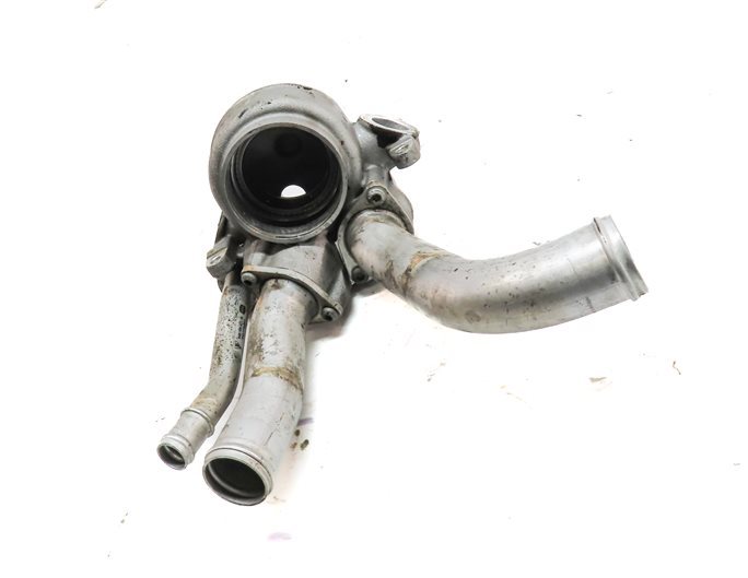Thumbnail 2: 2011 PORSCHE CAYENNE (958) 4.8L (M48.02) NON - TURBO ENGINE THERMOSTAT HOUSING