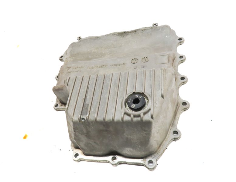 Thumbnail 2: 2011-2018 PORSCHE CAYENNE 958 4.8L M48 V8 ENGINE LOWER MOTOR OIL FLUID PAN SUMP