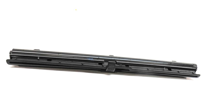 Thumbnail 6: 12-18 AUDI A6 (C7 4G) REAR RIGHT WINDOW PULL DOWN SUNSHADE SUN SHADE (BLACK)