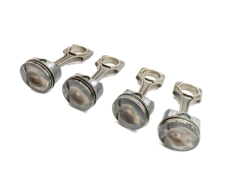 Thumbnail 1: 11-18 VW AUDI - A3 A4 A5 A6 Q5 TT BEETLE JETTA TIGUAN 2.0L TURBO PISTON SET/4