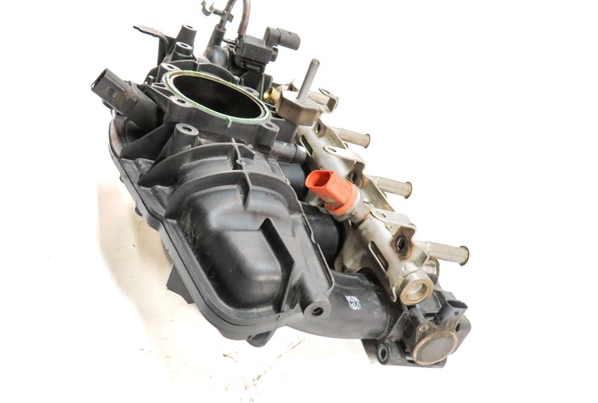 Thumbnail 3: 2009-2016 AUDI A4 A5 A6 Q5 (B8 8T 8K 8R C7) 2.0L TURBO ENGINE INTAKE MANIFOLD