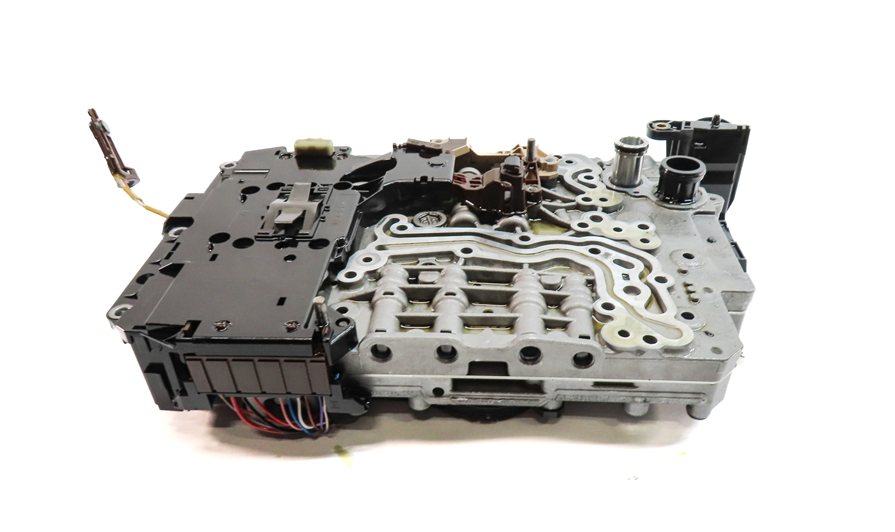 Thumbnail 6: 13-15 AUDI A6 (C7) 2.0L AWD QUATTRO NGR AUTO AUTOMATIC TRANSMISSION VALVE BODY