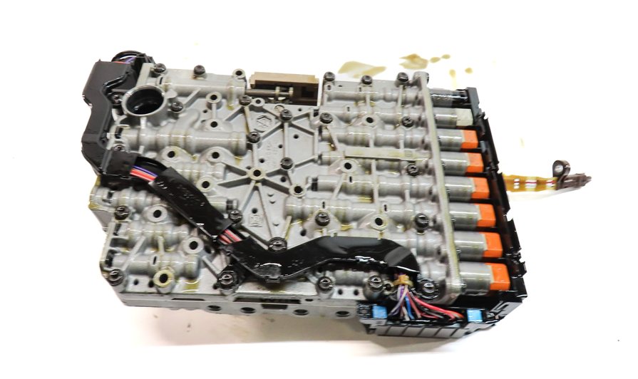 Thumbnail 9: 13-15 AUDI A6 (C7) 2.0L AWD QUATTRO NGR AUTO AUTOMATIC TRANSMISSION VALVE BODY