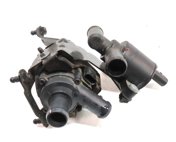 Thumbnail 5: 2014 AUDI A6 (C7 4G) 2.0L (CAED) ENGINE AUXILIARY WATER COOLANT PUMP SET/3