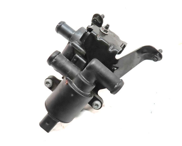 Thumbnail 6: 2014 AUDI A6 (C7 4G) 2.0L (CAED) ENGINE AUXILIARY WATER COOLANT PUMP SET/3