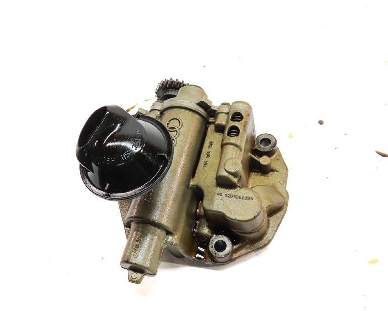 Thumbnail 4: 2014 AUDI A6 (C7 4G) 2.0L (CAED) ENGINE MOTOR OIL FLUID PUMP w/ PICK UP TUBE